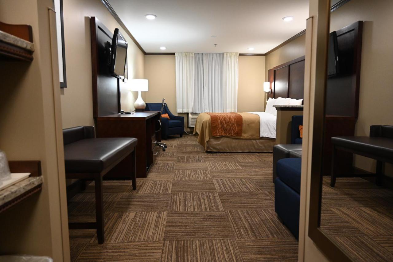 Giles Hotel Inn And Suites Pulaski Exteriér fotografie