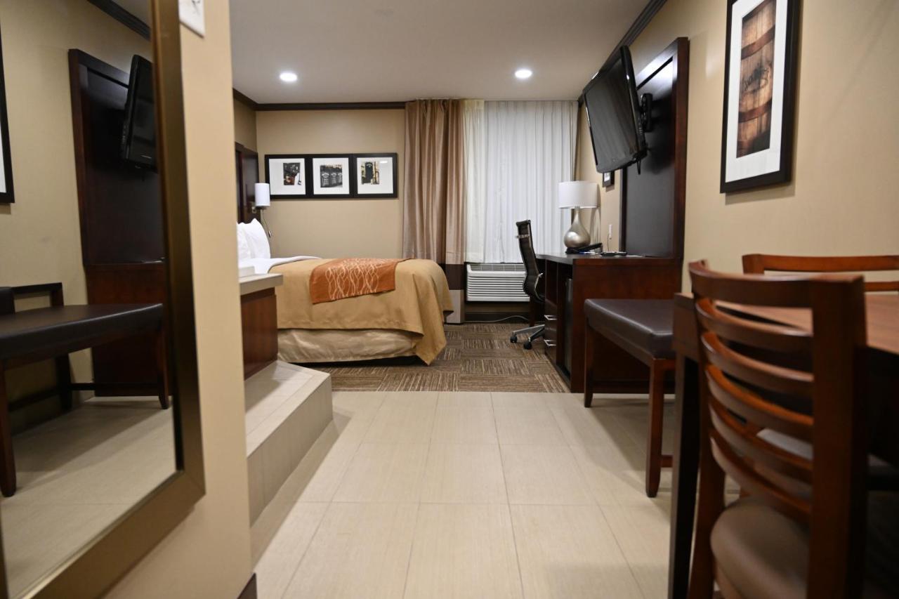 Giles Hotel Inn And Suites Pulaski Exteriér fotografie