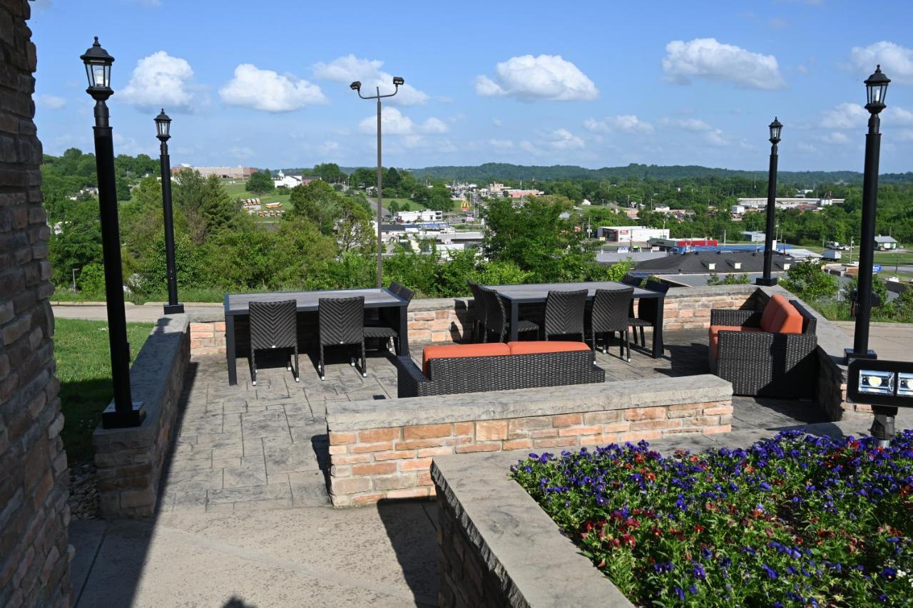 Giles Hotel Inn And Suites Pulaski Exteriér fotografie