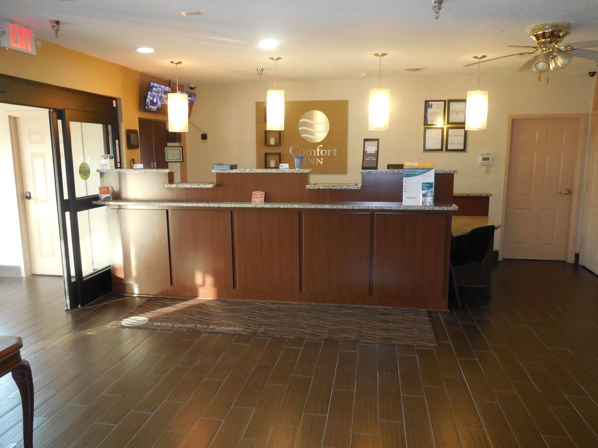 Giles Hotel Inn And Suites Pulaski Exteriér fotografie